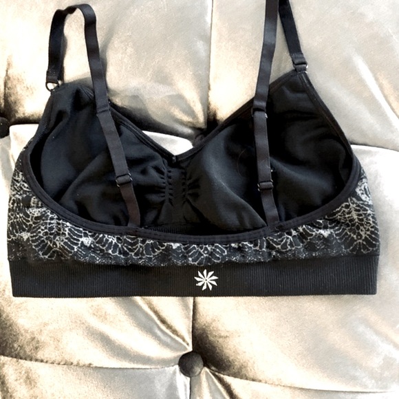 SALE!  ATHLETA Bra, bralette, wireless, adjustable straps. Black |. Small - Picture 3 of 5
